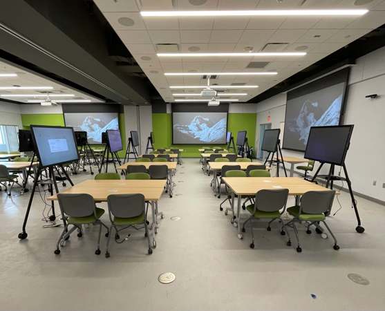 University of Tennessee interactive learning space with several i3SIXTY 2.